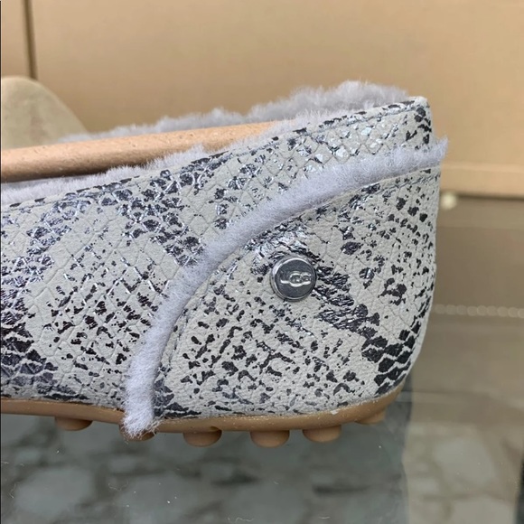 New UGG Hailey Metallic snake Shoe 6.5 - Picture 5 of 8